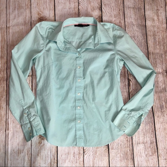 Vineyard Vines Tops - Vineyard Vines Button Down Long Sleeve Shirt
